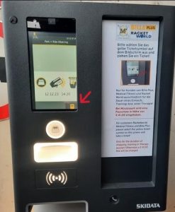 Spezialknopf bei besetzter Garage für Sonderticket